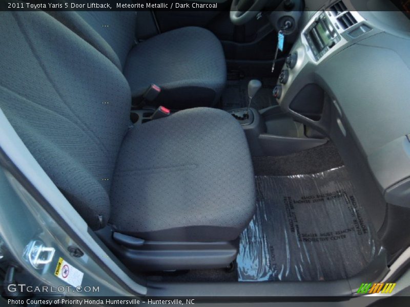 Meteorite Metallic / Dark Charcoal 2011 Toyota Yaris 5 Door Liftback
