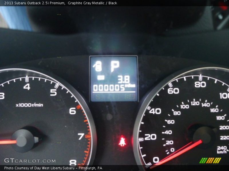 Graphite Gray Metallic / Black 2013 Subaru Outback 2.5i Premium