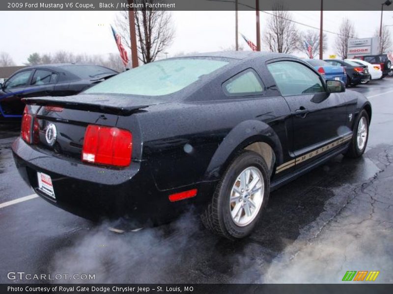 Black / Medium Parchment 2009 Ford Mustang V6 Coupe