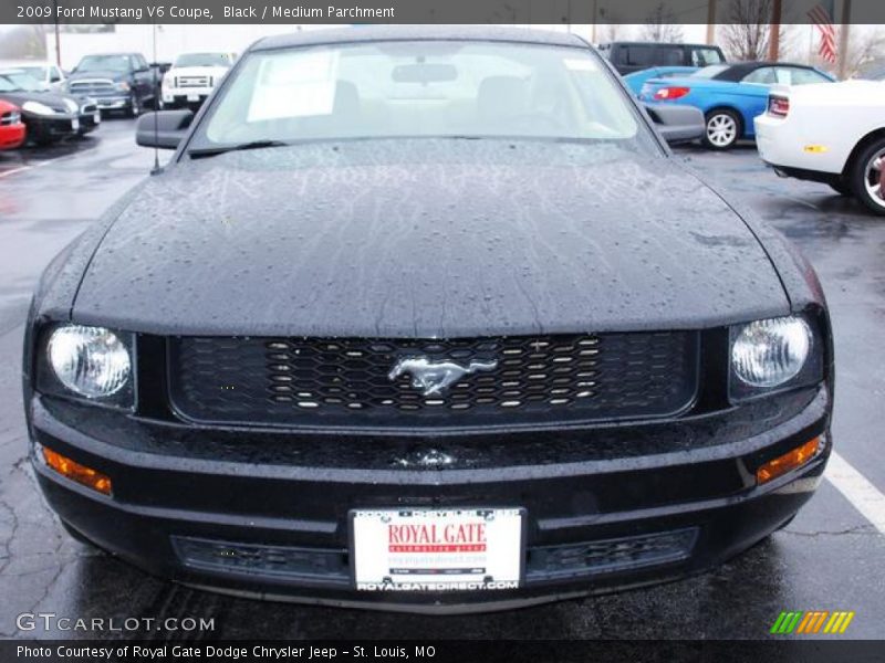 Black / Medium Parchment 2009 Ford Mustang V6 Coupe
