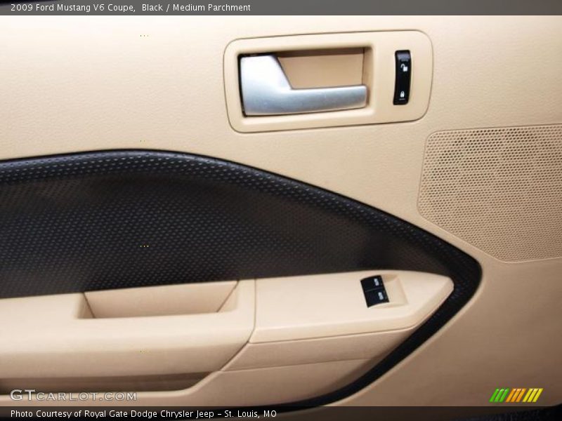 Black / Medium Parchment 2009 Ford Mustang V6 Coupe