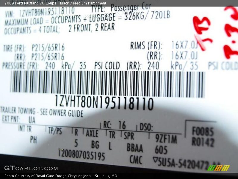 Black / Medium Parchment 2009 Ford Mustang V6 Coupe