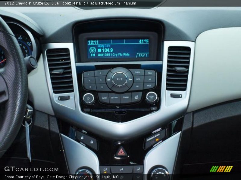 Blue Topaz Metallic / Jet Black/Medium Titanium 2012 Chevrolet Cruze LS