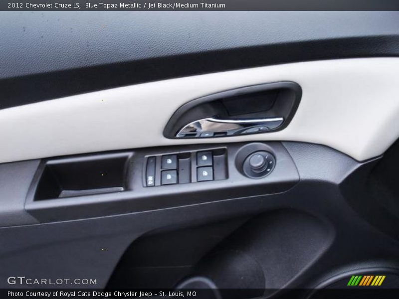 Blue Topaz Metallic / Jet Black/Medium Titanium 2012 Chevrolet Cruze LS