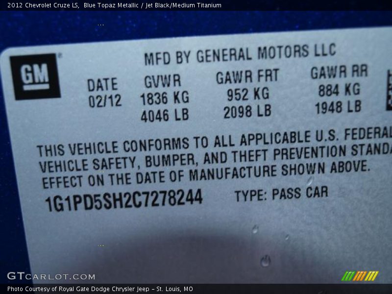 Blue Topaz Metallic / Jet Black/Medium Titanium 2012 Chevrolet Cruze LS