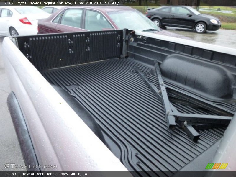 Lunar Mist Metallic / Gray 2002 Toyota Tacoma Regular Cab 4x4