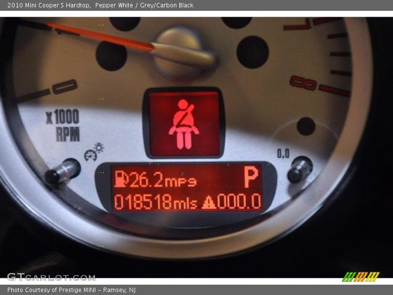 Pepper White / Grey/Carbon Black 2010 Mini Cooper S Hardtop