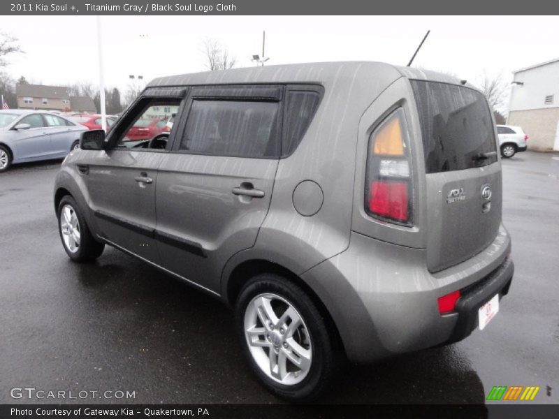 Titanium Gray / Black Soul Logo Cloth 2011 Kia Soul +