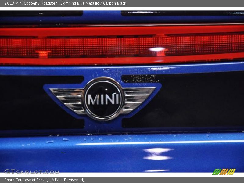 Lightning Blue Metallic / Carbon Black 2013 Mini Cooper S Roadster