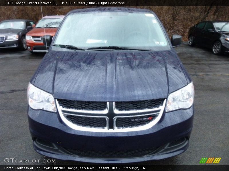 True Blue Pearl / Black/Light Graystone 2013 Dodge Grand Caravan SE