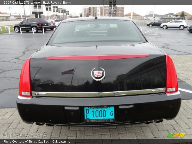 Black Raven / Ebony 2007 Cadillac DTS Luxury