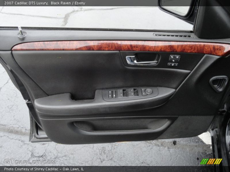 Door Panel of 2007 DTS Luxury