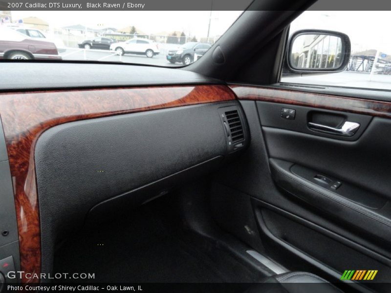 Black Raven / Ebony 2007 Cadillac DTS Luxury