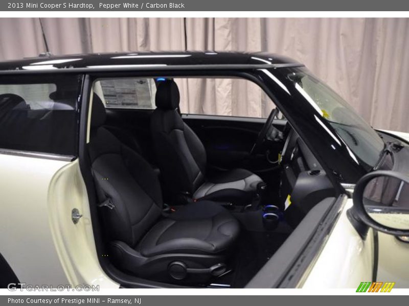 Pepper White / Carbon Black 2013 Mini Cooper S Hardtop