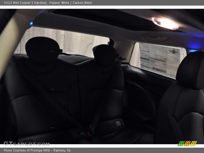 Pepper White / Carbon Black 2013 Mini Cooper S Hardtop