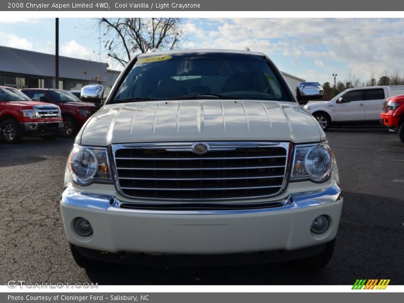 Cool Vanilla / Light Graystone 2008 Chrysler Aspen Limited 4WD