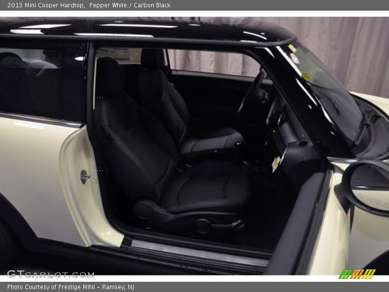 Pepper White / Carbon Black 2013 Mini Cooper Hardtop