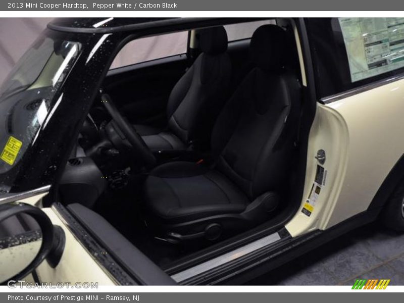 Pepper White / Carbon Black 2013 Mini Cooper Hardtop