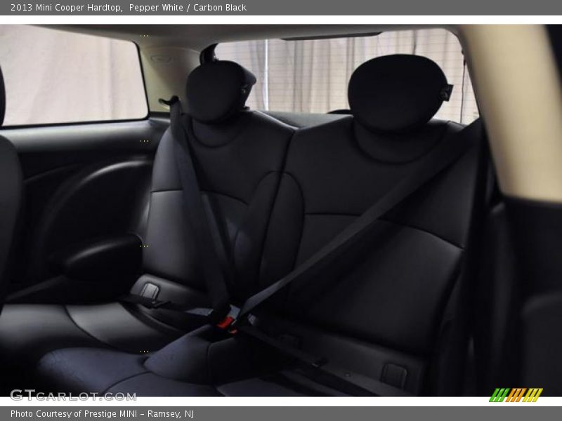 Pepper White / Carbon Black 2013 Mini Cooper Hardtop