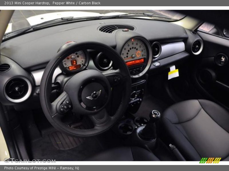 Pepper White / Carbon Black 2013 Mini Cooper Hardtop