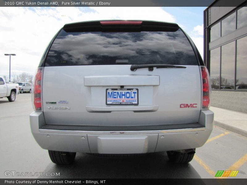 Pure Silver Metallic / Ebony 2010 GMC Yukon Denali AWD