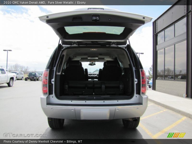 Pure Silver Metallic / Ebony 2010 GMC Yukon Denali AWD
