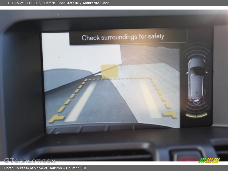 Electric Silver Metallic / Anthracite Black 2013 Volvo XC60 3.2