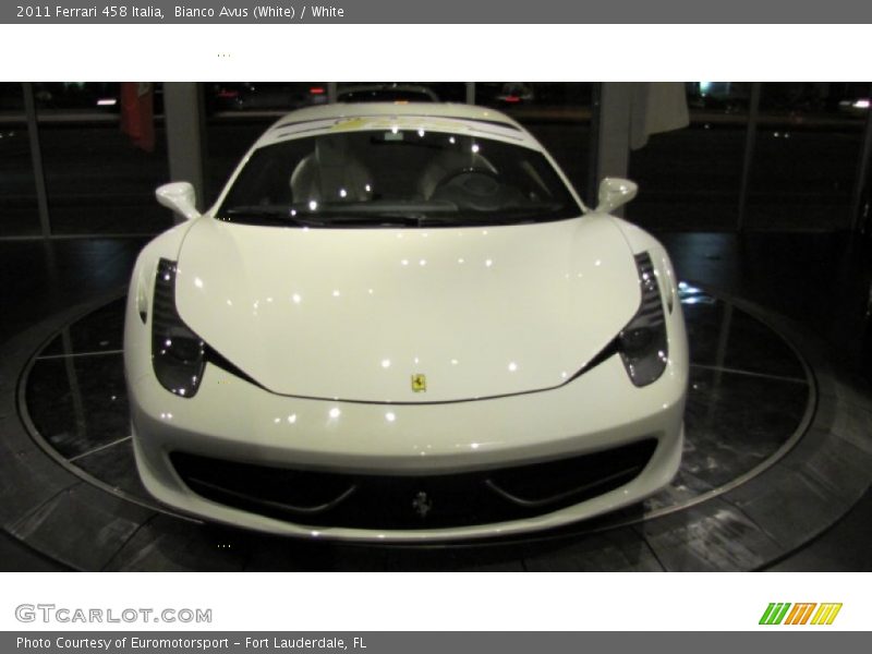 Bianco Avus (White) / White 2011 Ferrari 458 Italia