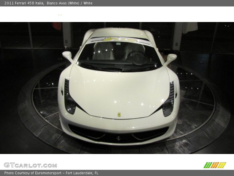 Bianco Avus (White) / White 2011 Ferrari 458 Italia