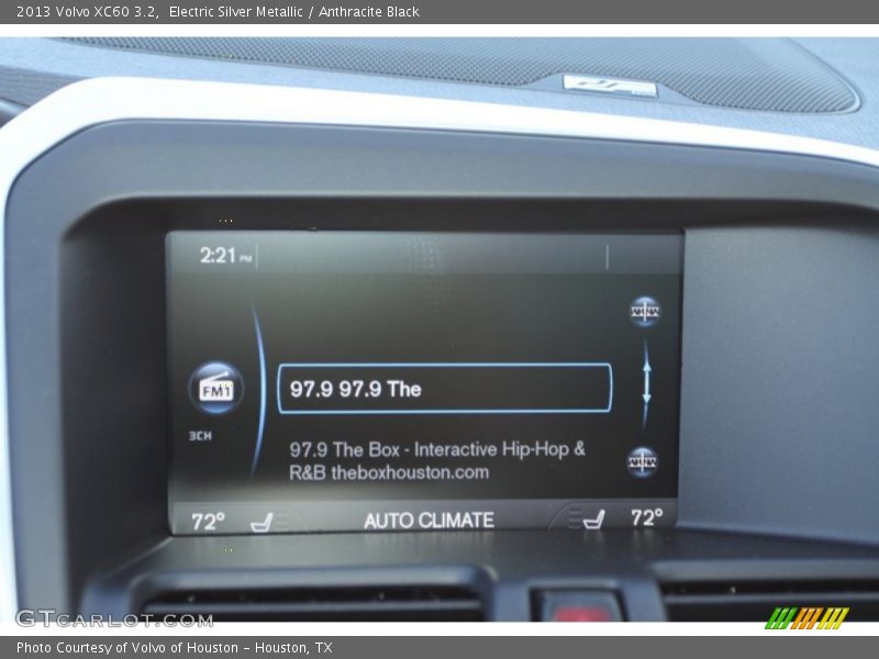 Electric Silver Metallic / Anthracite Black 2013 Volvo XC60 3.2
