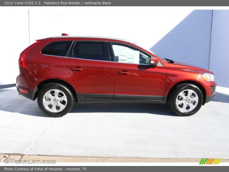 Flamenco Red Metallic / Anthracite Black 2013 Volvo XC60 3.2