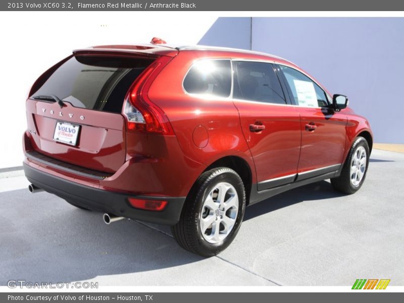 Flamenco Red Metallic / Anthracite Black 2013 Volvo XC60 3.2