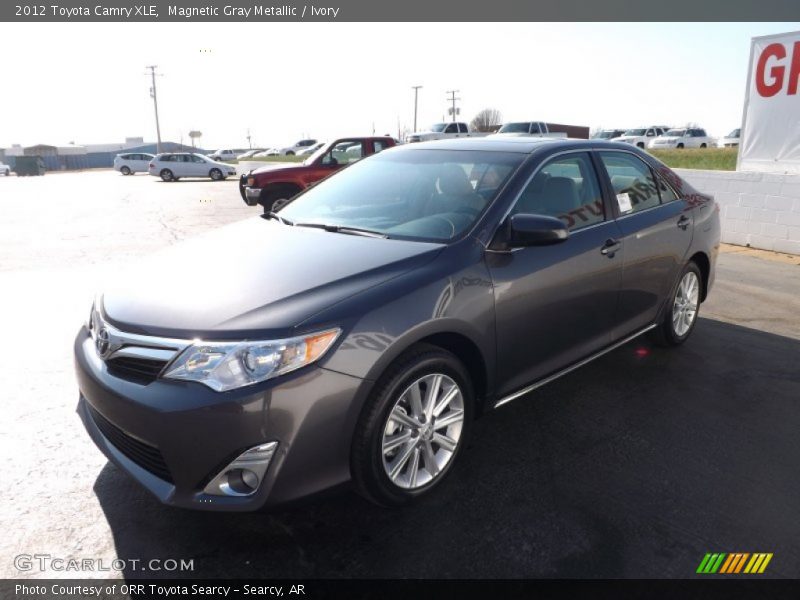 Magnetic Gray Metallic / Ivory 2012 Toyota Camry XLE