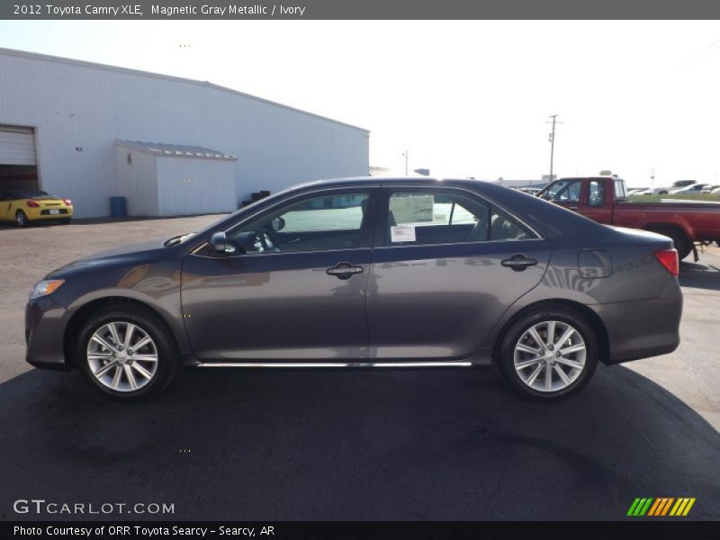 Magnetic Gray Metallic / Ivory 2012 Toyota Camry XLE