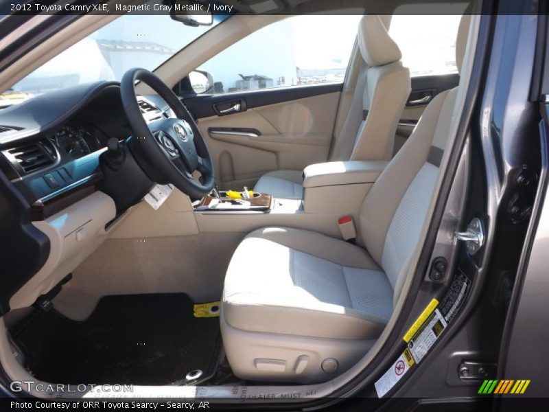 Magnetic Gray Metallic / Ivory 2012 Toyota Camry XLE