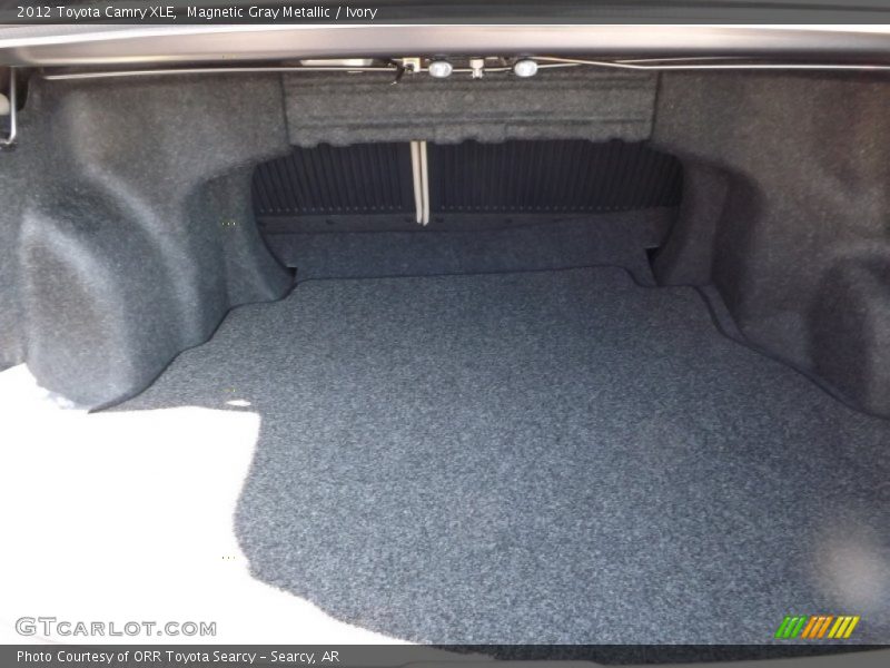 Magnetic Gray Metallic / Ivory 2012 Toyota Camry XLE