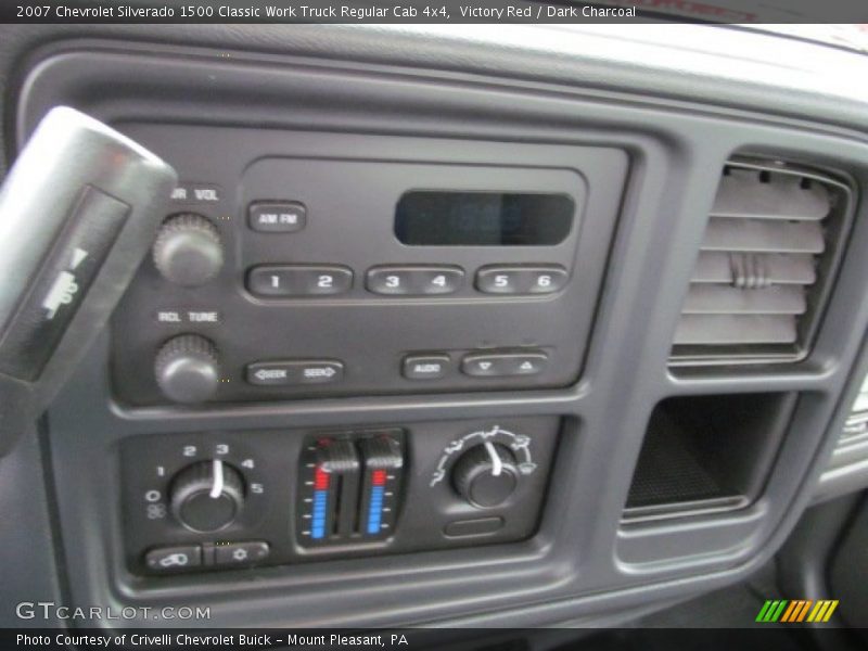 Victory Red / Dark Charcoal 2007 Chevrolet Silverado 1500 Classic Work Truck Regular Cab 4x4