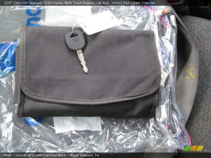 Victory Red / Dark Charcoal 2007 Chevrolet Silverado 1500 Classic Work Truck Regular Cab 4x4