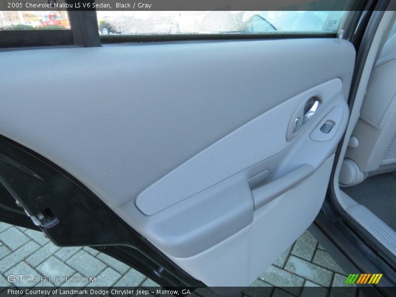 Black / Gray 2005 Chevrolet Malibu LS V6 Sedan