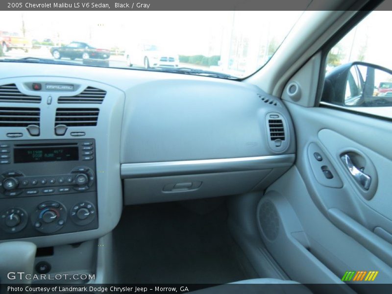 Black / Gray 2005 Chevrolet Malibu LS V6 Sedan