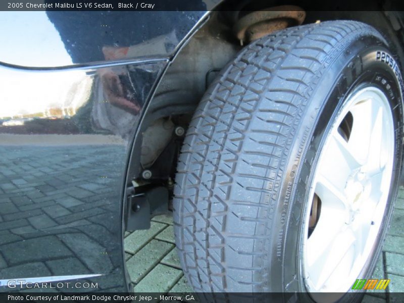 Black / Gray 2005 Chevrolet Malibu LS V6 Sedan