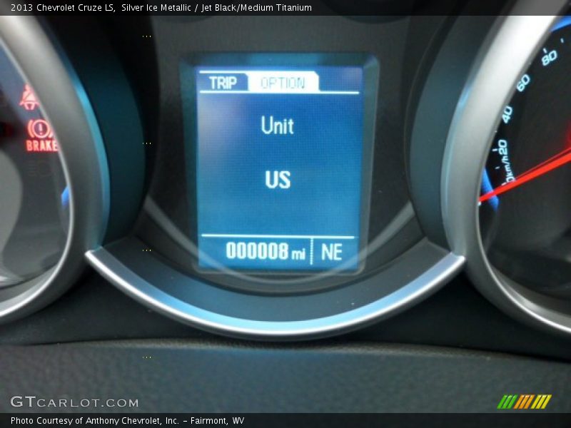 Silver Ice Metallic / Jet Black/Medium Titanium 2013 Chevrolet Cruze LS