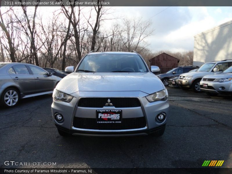 Cool Silver Metallic / Black 2011 Mitsubishi Outlander SE AWD