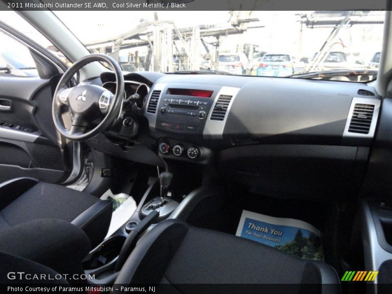Cool Silver Metallic / Black 2011 Mitsubishi Outlander SE AWD