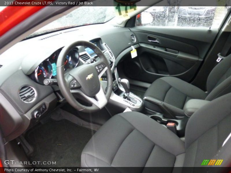 Victory Red / Jet Black 2013 Chevrolet Cruze LT/RS