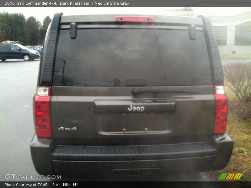 Dark Khaki Pearl / Medium Slate Gray 2006 Jeep Commander 4x4