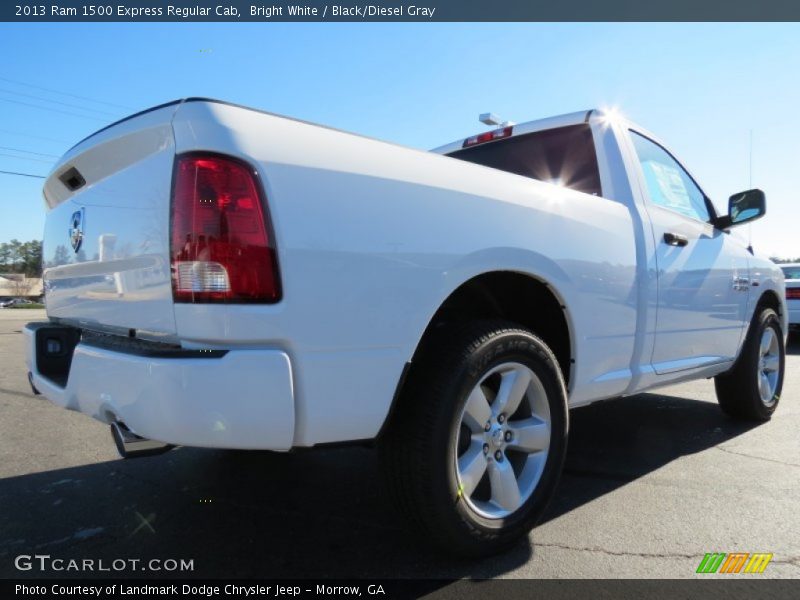 Bright White / Black/Diesel Gray 2013 Ram 1500 Express Regular Cab