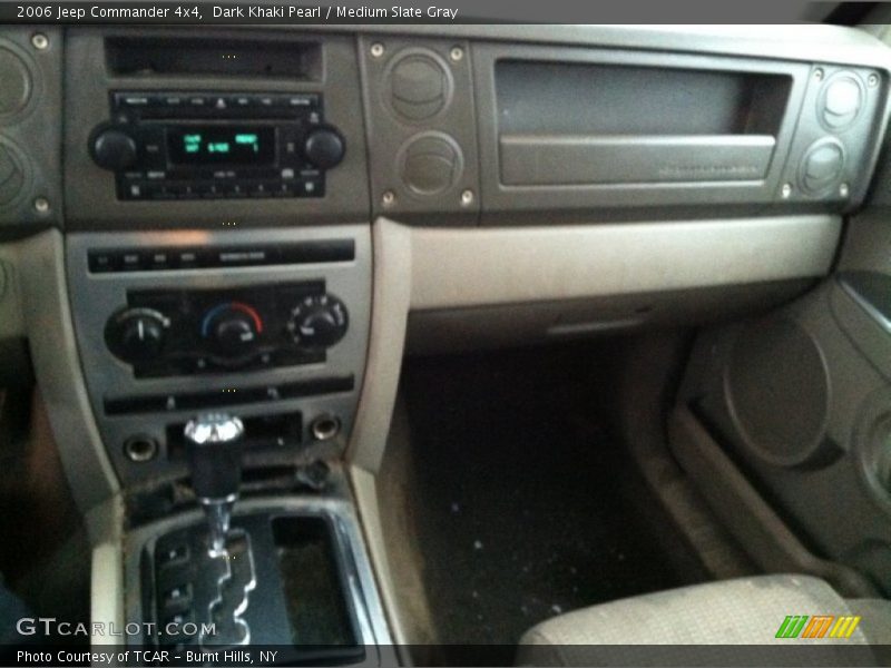 Dark Khaki Pearl / Medium Slate Gray 2006 Jeep Commander 4x4