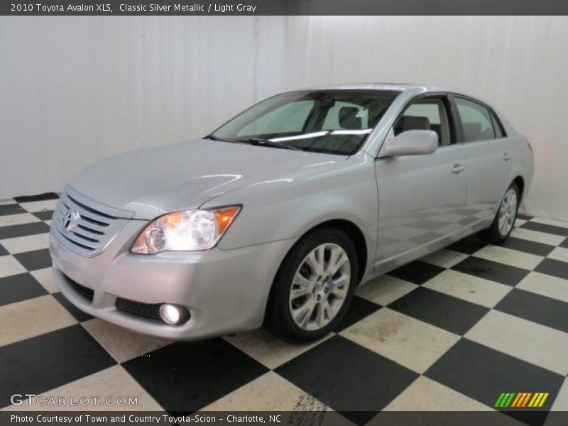 Classic Silver Metallic / Light Gray 2010 Toyota Avalon XLS