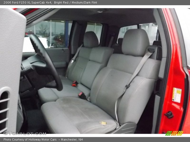 Bright Red / Medium/Dark Flint 2006 Ford F150 XL SuperCab 4x4